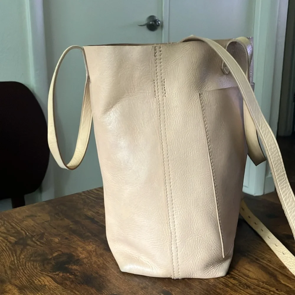 Madewell Medium Transport Leather Tote - Picture 3 of 11